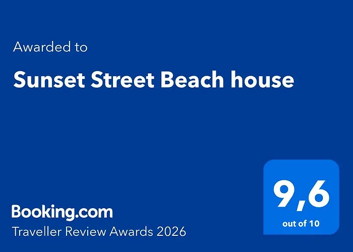 펜션 Sunset Street House 로리냐
